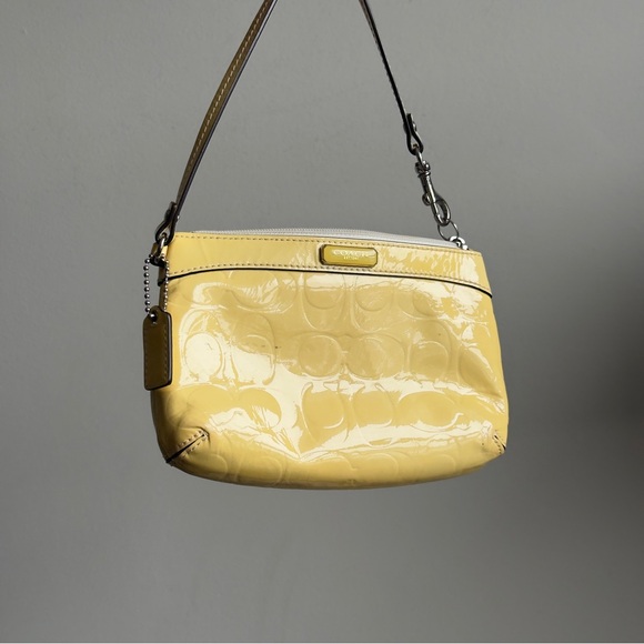 ❌SOLD❌Coach Patent Leather Mini Shoulder Bag – Yellow Embossed Monogram - Picture 3 of 5